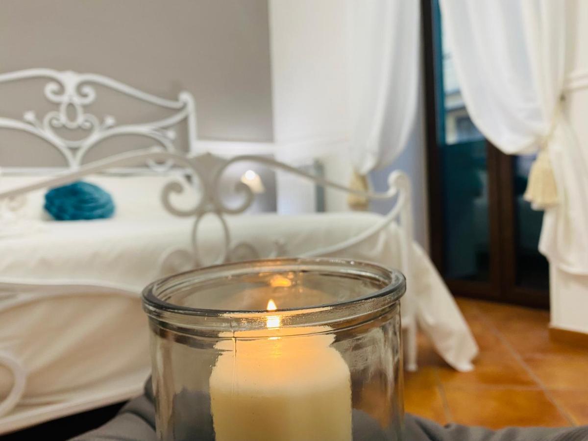 Miluar - Centro Storico - Lungo La Via Della Musica Bed & Breakfast Napoli Eksteriør bilde