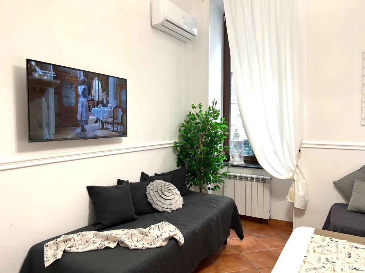 Miluar - Centro Storico - Lungo La Via Della Musica Bed & Breakfast Napoli Eksteriør bilde